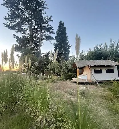 No12 Guemuesluek Bed and Breakfast *